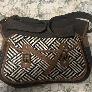 Stylish Black and Brown Messenger Bag